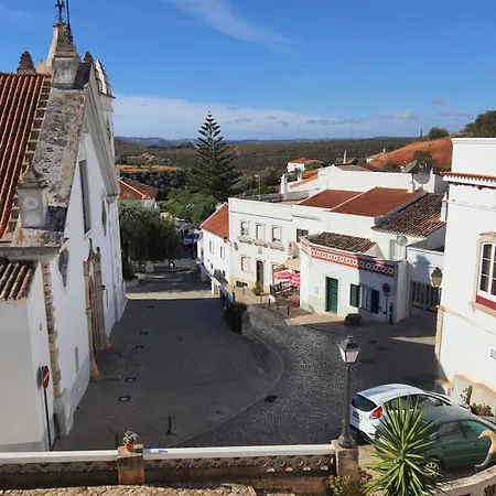 Casa D'alte Bed and Breakfast 3*